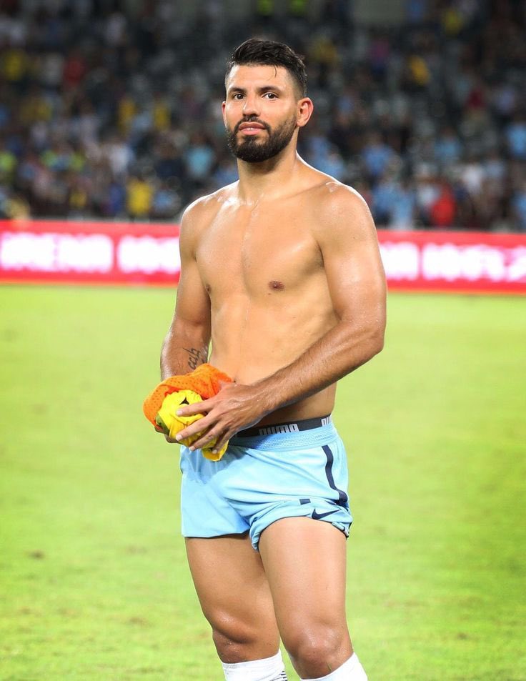 Male Central tweet media