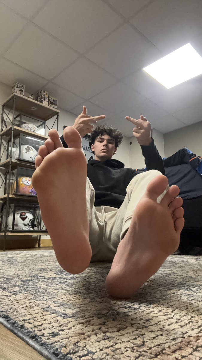 Gabe tweet media