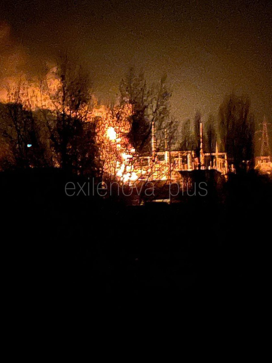 front_ukrainian's tweet image. ❗️At night, a local substation in the occupied Melitopol of Zaporizhzhia region was attacked, partial blackout is reported.