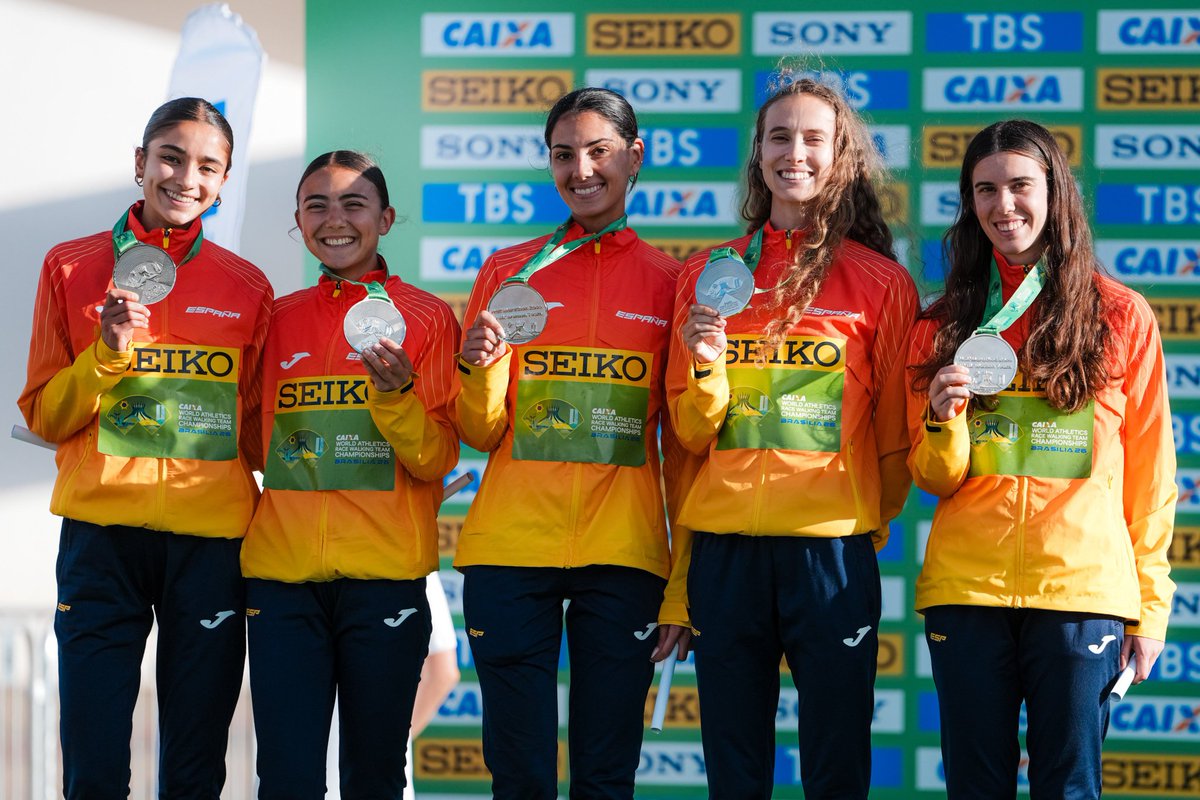 DeporteGetafe's tweet photo. La getafense Lidia Sánchez-Puebla consigue con el #TeamESP 🇪🇦 de @atletismoRFEA la ‼️MEDALLA DE PLATA‼️ en la prueba de medio maratón del Campeonato del Mundo de #Marcha por Equipos

¡¡¡ ENHORABUENA !!! 🥈🏆🏃🏻‍♀️🔝👏👏👏

📸 @atletismoRFEA

#Getafe #Deporte #DeporteenGetafe https://t.co/6NLidp78GT