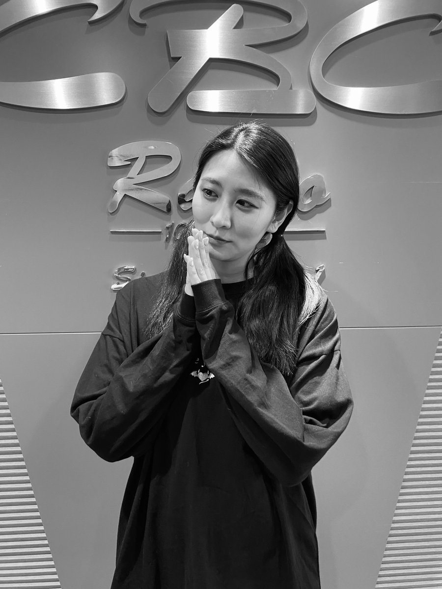 オンリーユーナ tweet media