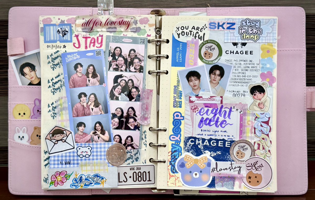 allurechan's tweet image. stay in the loop!🌷
— journal entry

had a blast at #STAY_inthe_LOOP by @allforskzph! so so happy to finally meet and see ph stays in person. thank u for all the freebies! very blessed to be a stay along with all of you! &amp;lt;3