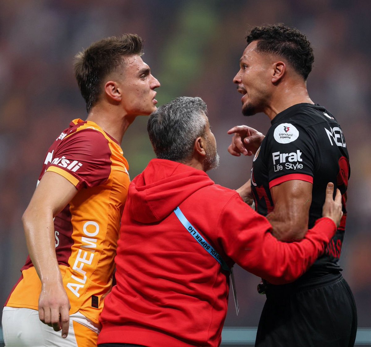 Burak Eren tweet media