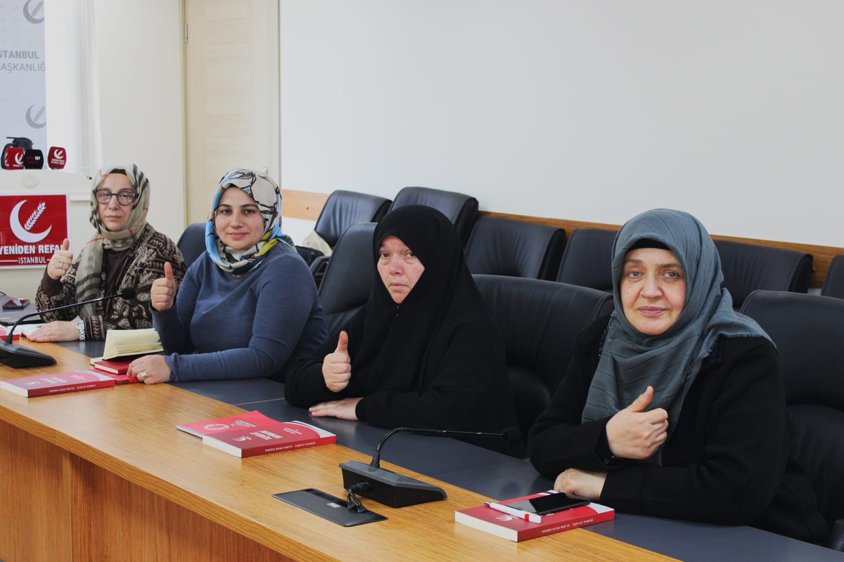 Yeniden Refah Partisi İstanbul İl Kadın Kolları Haftalık Toplantısı,

İl Kadın Kolları Başkanımız Sn. Setenay KANAR Hanımefendi riyasetinde gerçekleştirildi.
Toplantımızda teşkilat çalışmalarımız değerlendirildi, saha faaliyetleri ile önümüzdeki dönem planlamaları istişare