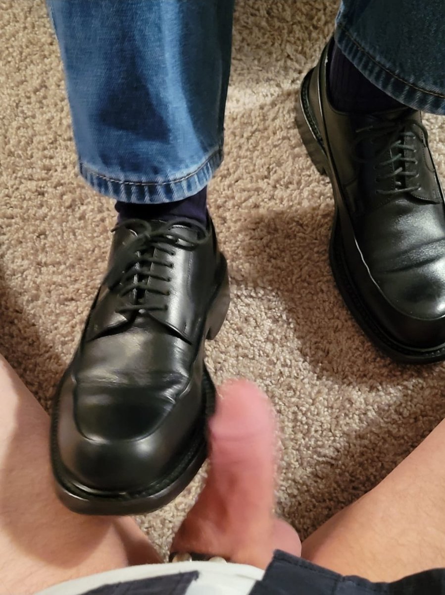 Under My Heel tweet media