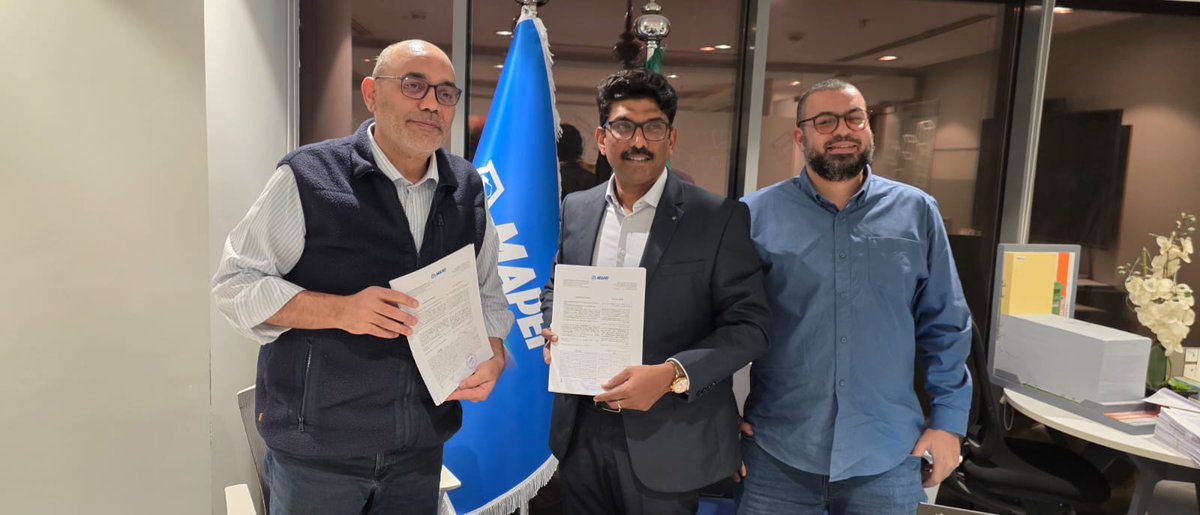 MARprojectsksa's tweet photo. A significant milestone as we officially sign our contract with Mapei for the construction of their new facility
Another step forward in our journey of building reliable, high-quality spaces and achieving strong results.
#ContractSigning #Mapei #ConstructionExcellence #NewProject https://t.co/2yR7xgH146
