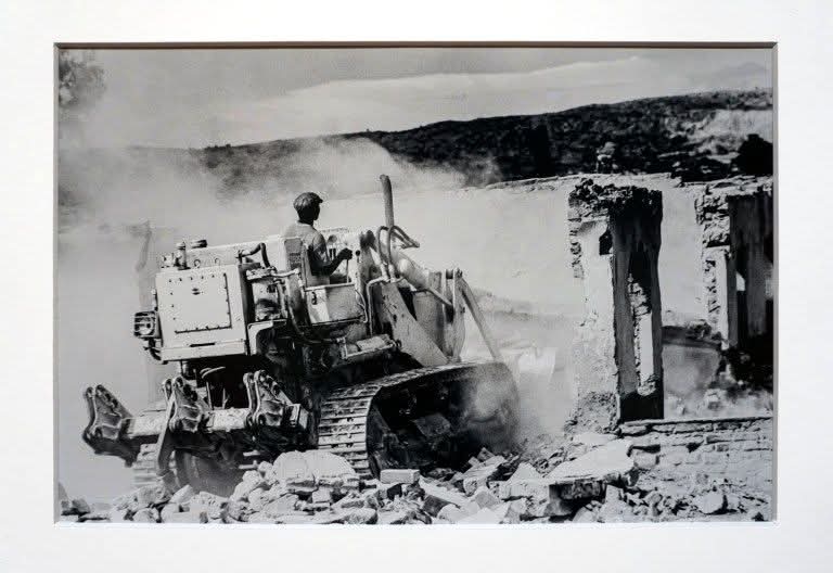 History ZAR tweet media