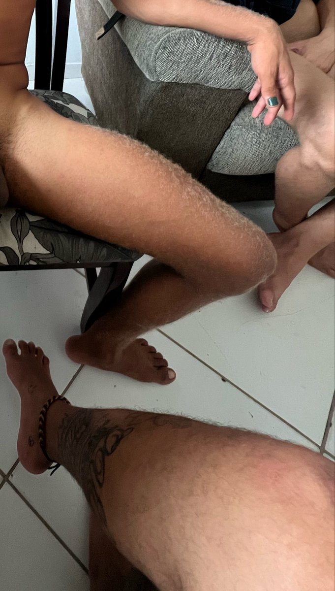 QuerideZN's tweet photo. procura-se alguém em Salvador pra atualizar os conteúdos nesse perfil aqui 🙌🏽 quem vem? https://t.co/1AyUBJva7f