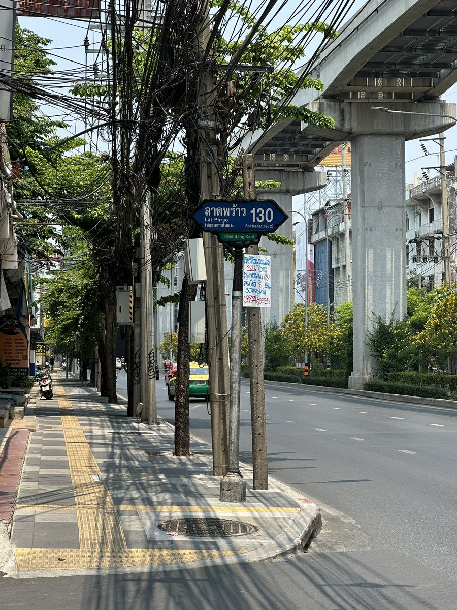 Moji🍡 tweet media