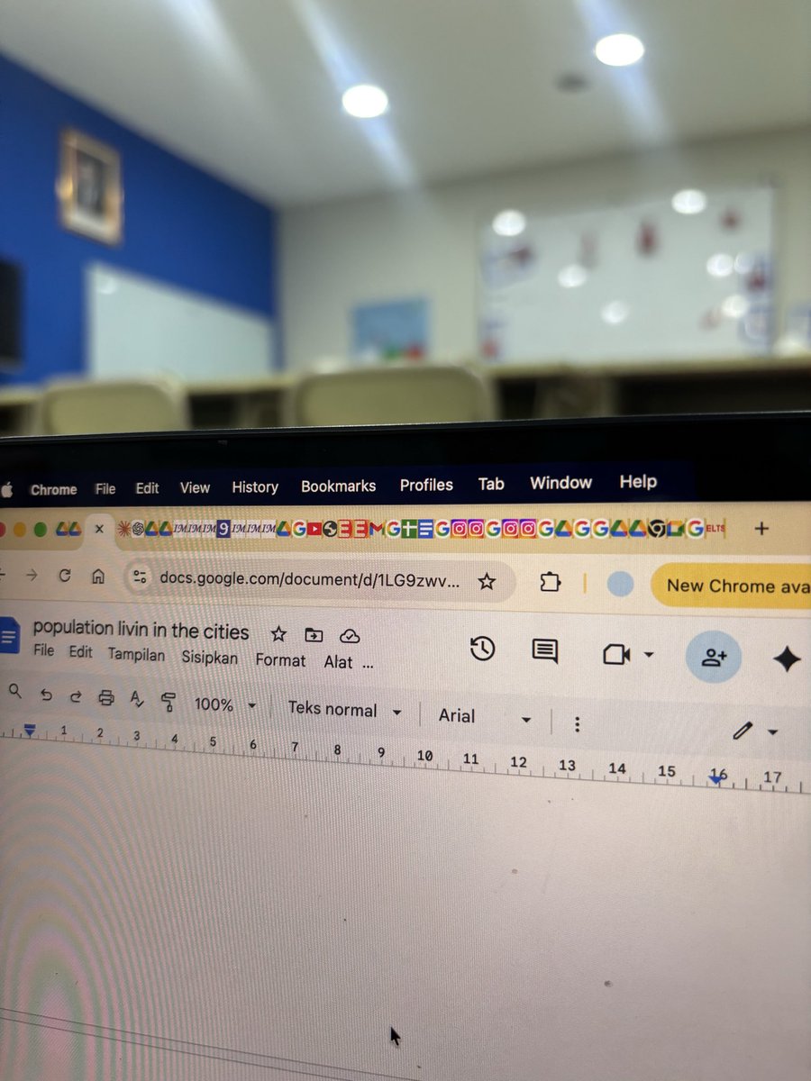 テル tweet media