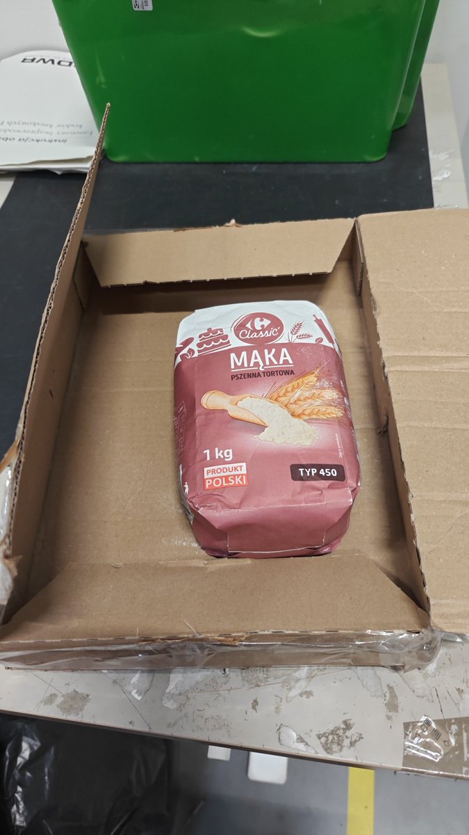 karaluch tweet media