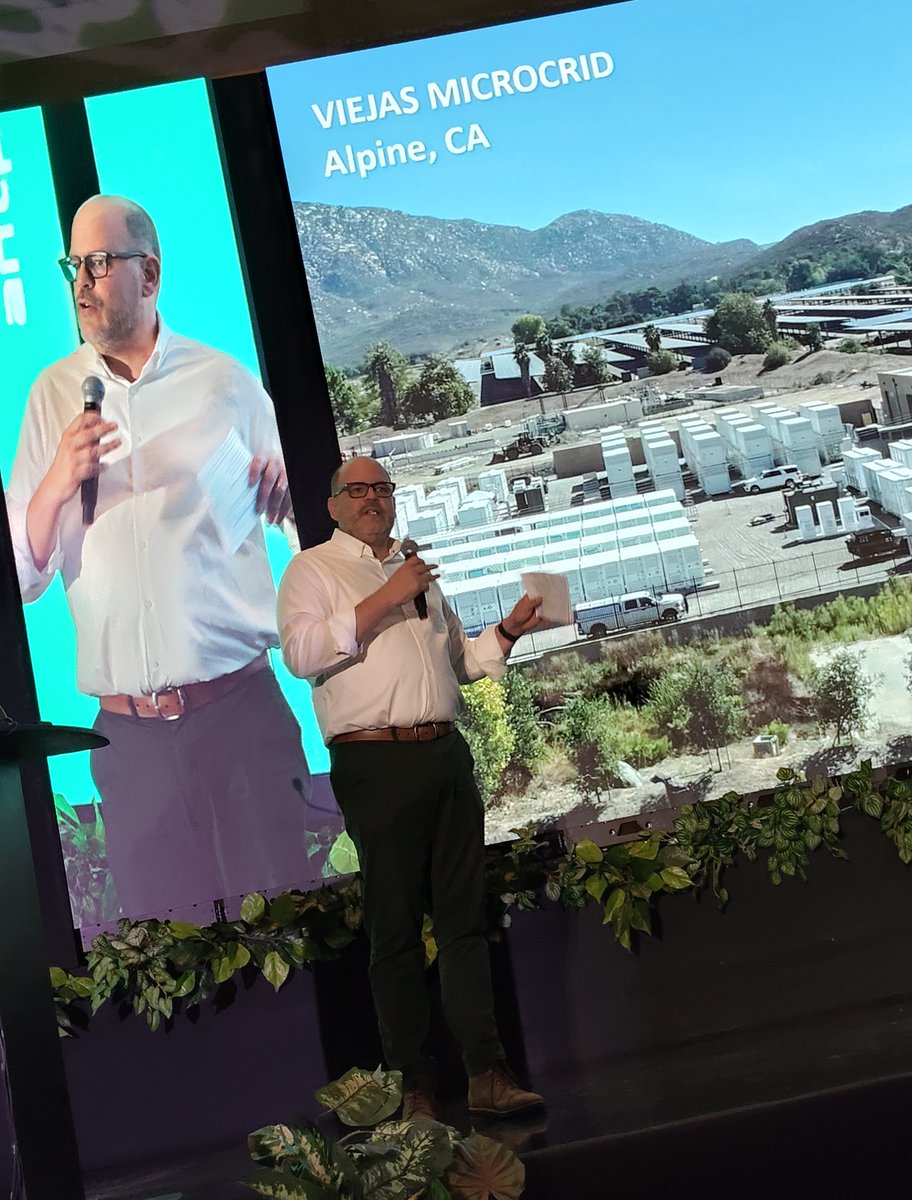inboundlatam's tweet photo. ▶️Miguel Elizalde @melizaldel durante el Cuarto Congreso de Tecnología y Movilidad Sostenible que organiza la @ANTPMexico impartió la conferencia: 🍃Movilidad Sostenible, una mirada desde las experiencias de los usuarios y la aplicación de mejoras prácticas en sustentabilidad. https://t.co/DHcfnaQnUT