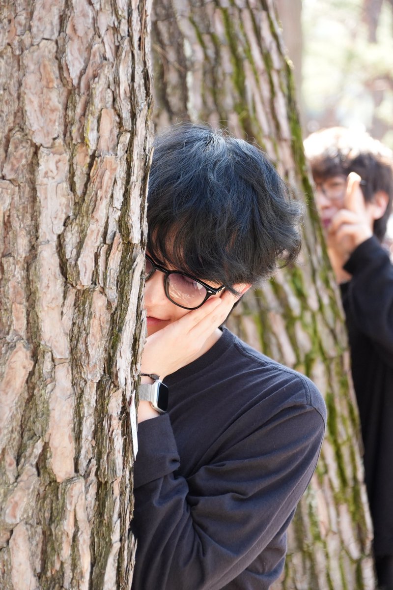 ppangpin3's tweet photo. 뒤에 나만 보여?... https://t.co/yPq73N06ti