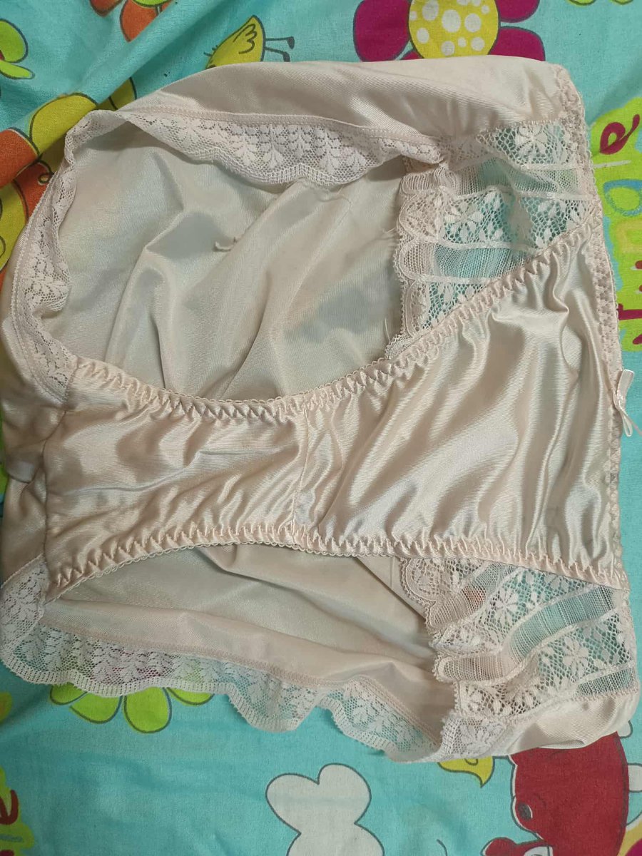 桐生 優未 tweet media