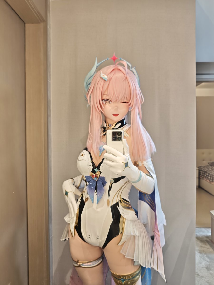 AlmondCookie233's tweet image. 爱弥斯，出动！

终于有公式服穿了！

🎭：@ZongZi_Kig

#エイメス #Aemeath #鳴潮 #WutheringWaves #kigurumi