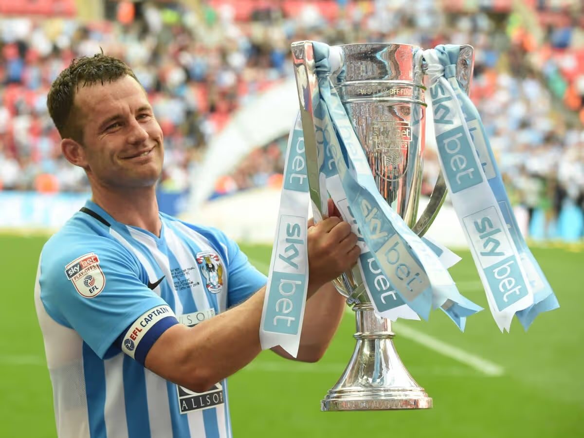 25yearsofhurt's tweet photo. Day 9,110 - No.

EFL memories - 17/18

PoTS - Marc McNulty
Most appearances- Michael Doyle
Top goal scorer - Marc McNulty
Manager - Mark Robins

#PUSB https://t.co/can44o1aTZ