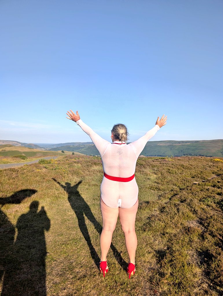 FunkyxxxWelshCouple tweet media