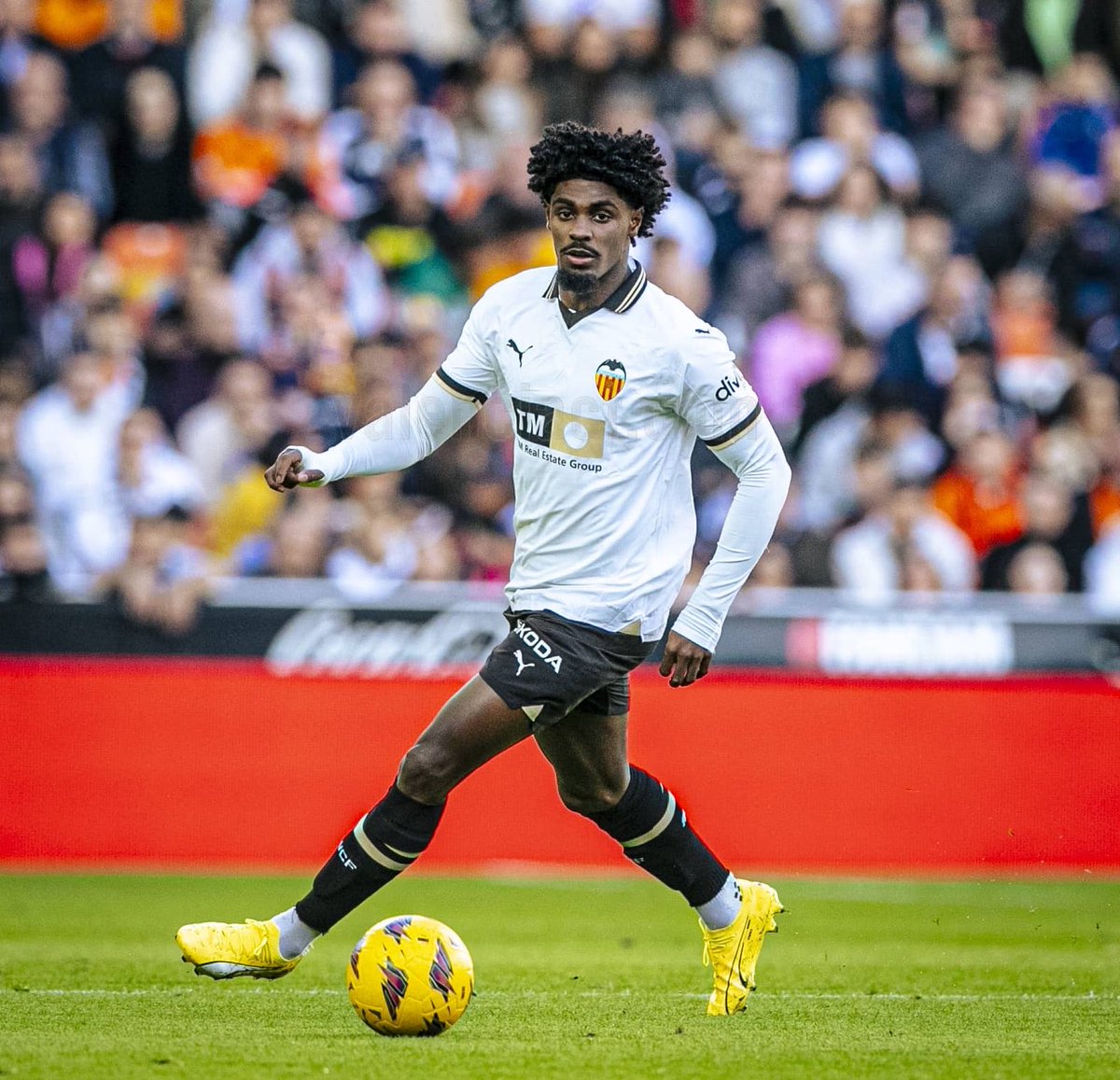 𝔻𝕖𝕪𝕧𝕚 🦇 tweet media