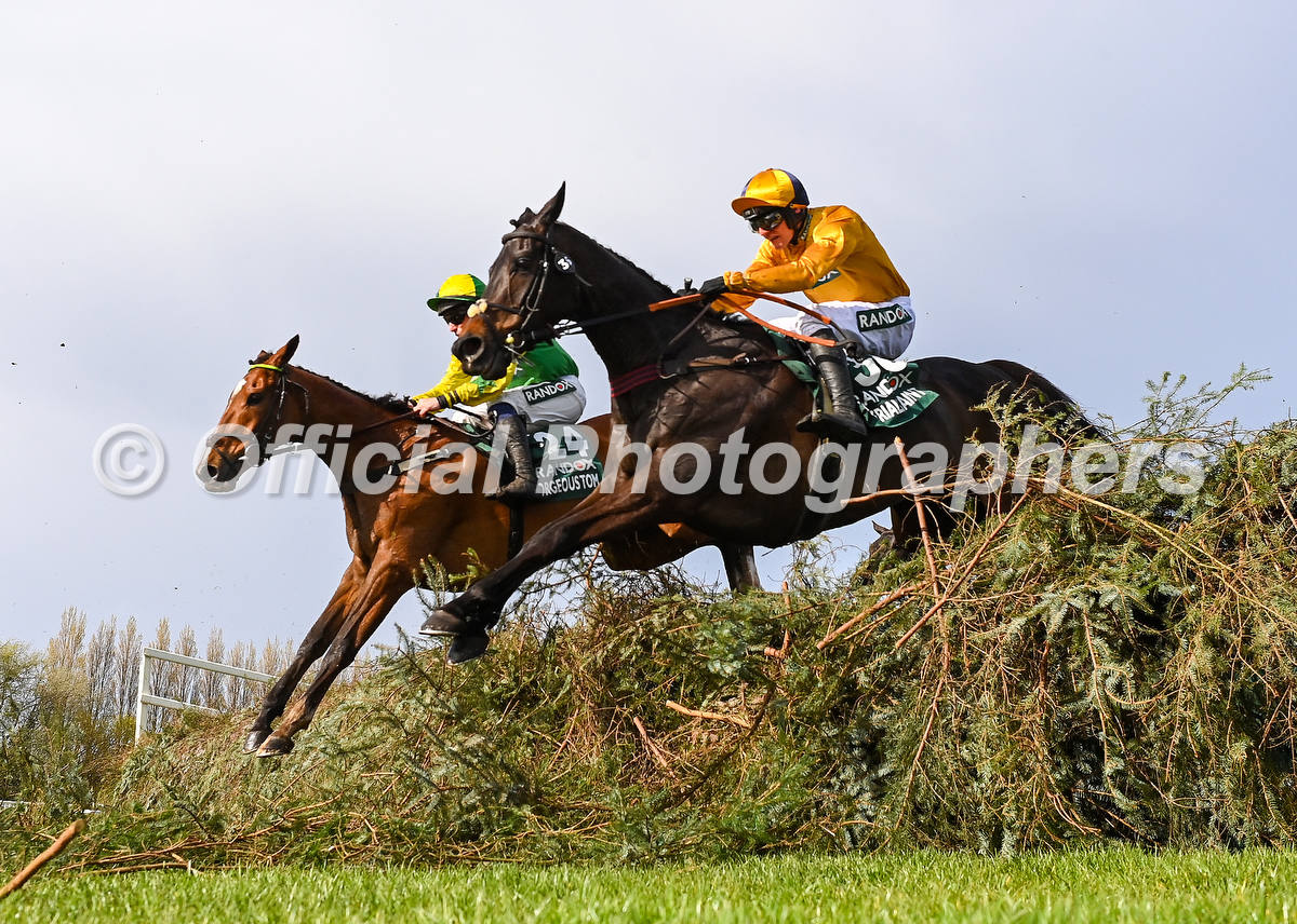 OfficialPhotographers tweet media