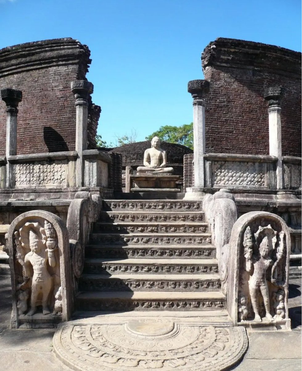 know_jainism's tweet image. श्री लंका में प्राचीन जैन मंदिर #Jainism