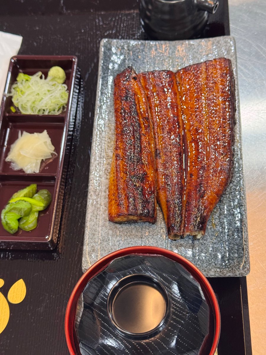 鰻の成瀬 プロンポン店 tweet media