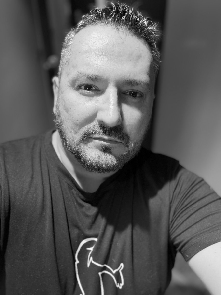 gnamoureux 🌈 tweet media