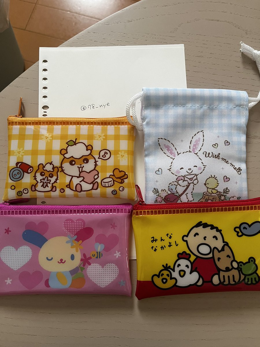 78_nye's tweet photo. サンリオ セリア can do ワッツ 巾着 フラットポーチ

譲： フラットポーチ（ウサハナ、コロコロクリリン、たあ坊）、巾着（ウィッシュミーメル）
求：ニャニィニュニェニョン（巾着、フラットポーチ）

郵送交換のみ対応しております。 https://t.co/L9ULDQnmpp