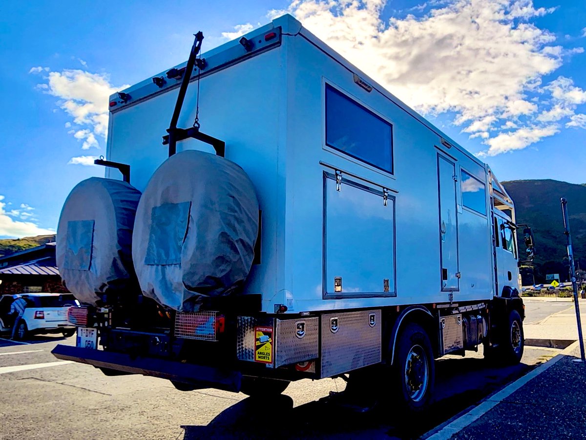 SFcarspots's tweet image. #MANMonday Spotted this cool 2006-Present MAN TGM 4x4 Expedition Truck/Overlander from Belgium #MAN #MANTGM #MANTGMOverlander #TGM4x4 #MANoverlander #MANExpeditionTruck
#MANTruckandBusSE #MANNutzfahrzeugeAG #GermanTruck
#GermanOverlander #Overlander #ExpeditionTruck #4x4Truck