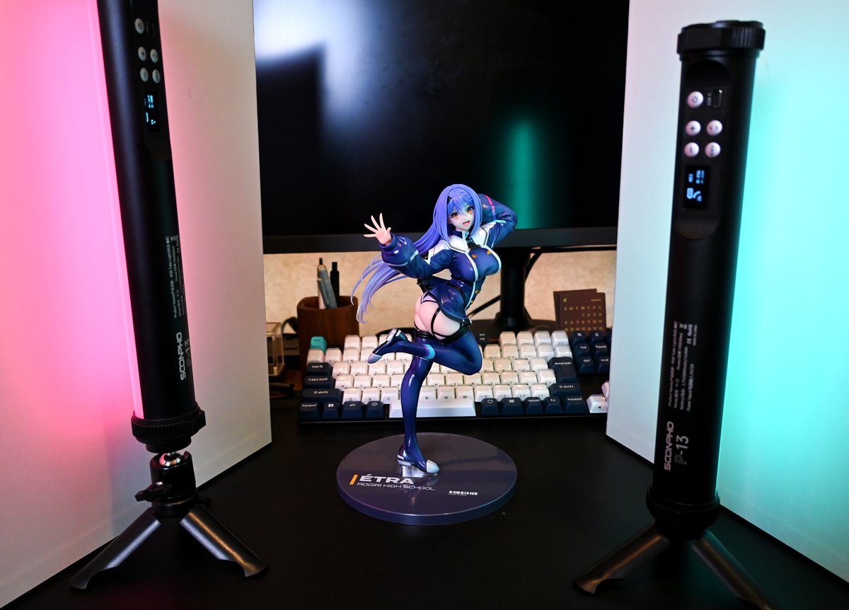 あおぎり高校のエトラさんのフィギュアもすんごかったので簡易撮影
すごいよエトラさん 目線が吸い込まれすぎる特定の部位に 