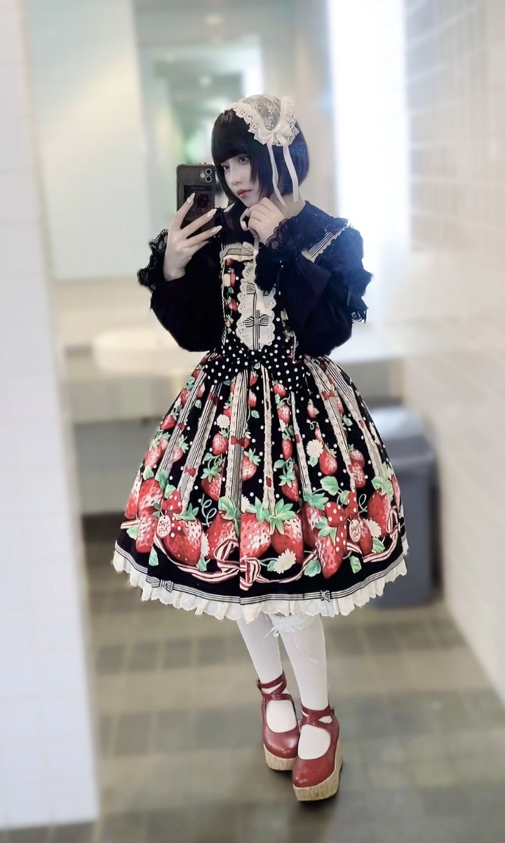 夢に見た tweet media