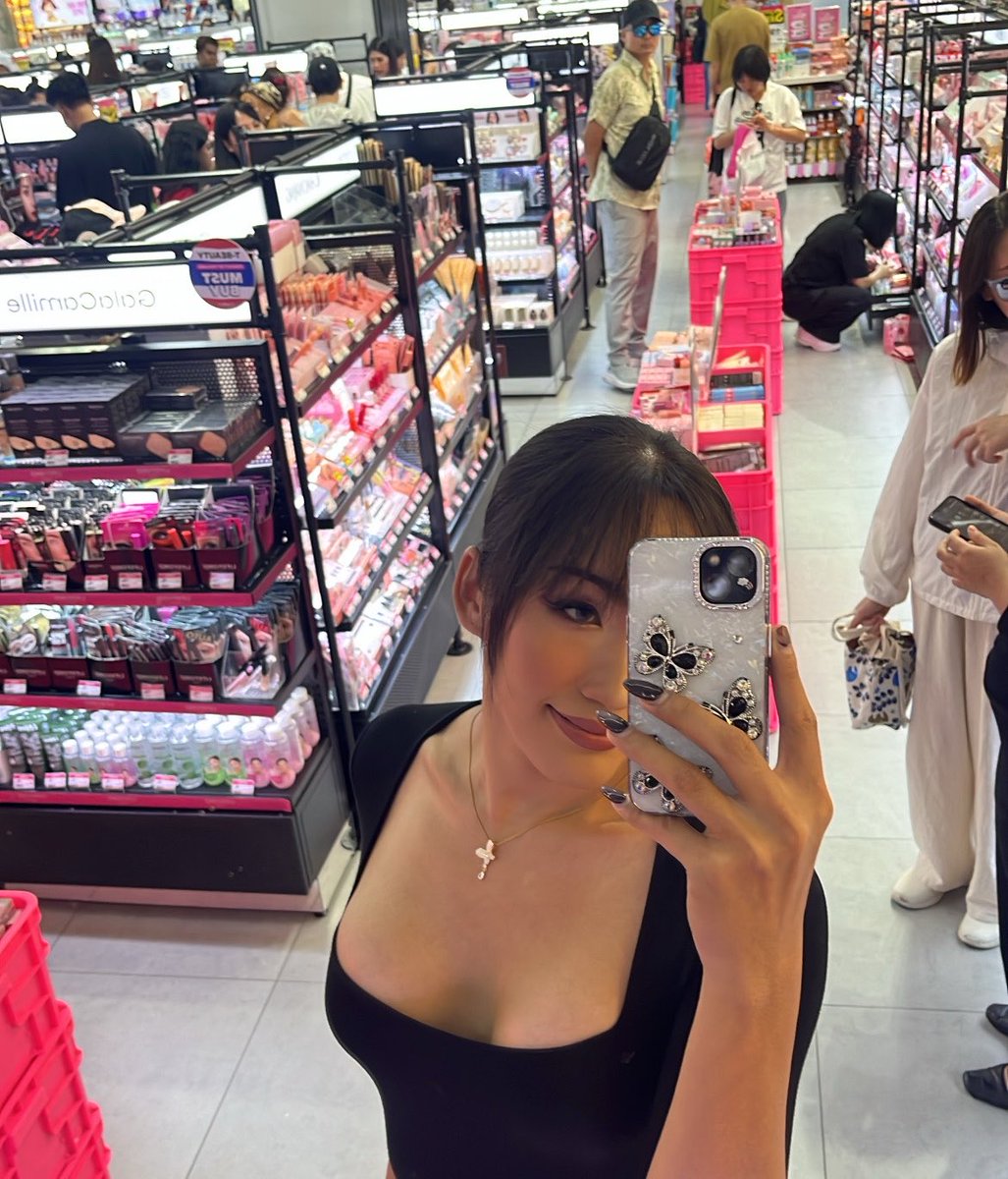 __MeEN 🏖️🪸 tweet media