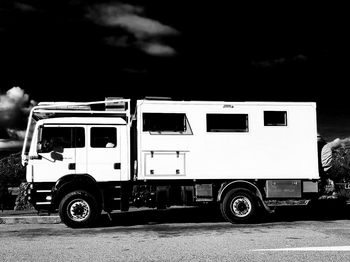 SFcarspots's tweet image. #MANMonday Spotted this cool 2006-Present MAN TGM 4x4 Expedition Truck/Overlander from Belgium #MAN #MANTGM #MANTGMOverlander #TGM4x4 #MANoverlander #MANExpeditionTruck
#MANTruckandBusSE #MANNutzfahrzeugeAG #GermanTruck
#GermanOverlander #Overlander #ExpeditionTruck #4x4Truck
