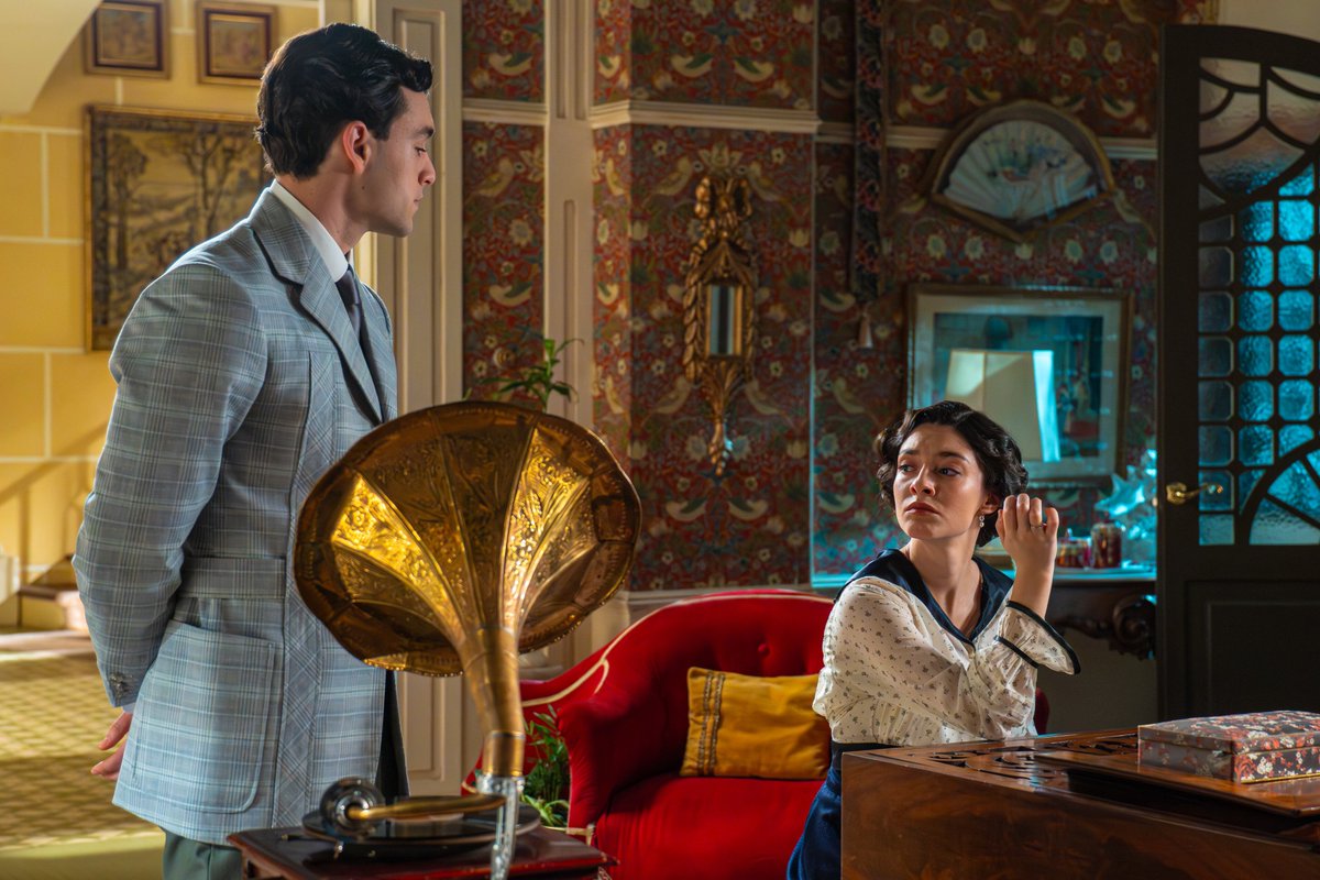 #Audiencias 📈 | <a href="/La1_tve/">La 1</a> alcanza un 12,6% este lunes.

 ✨ LIDERA la Madrugada (7,2%) y la Mañana (18,4%).

#ImparablesRTVE