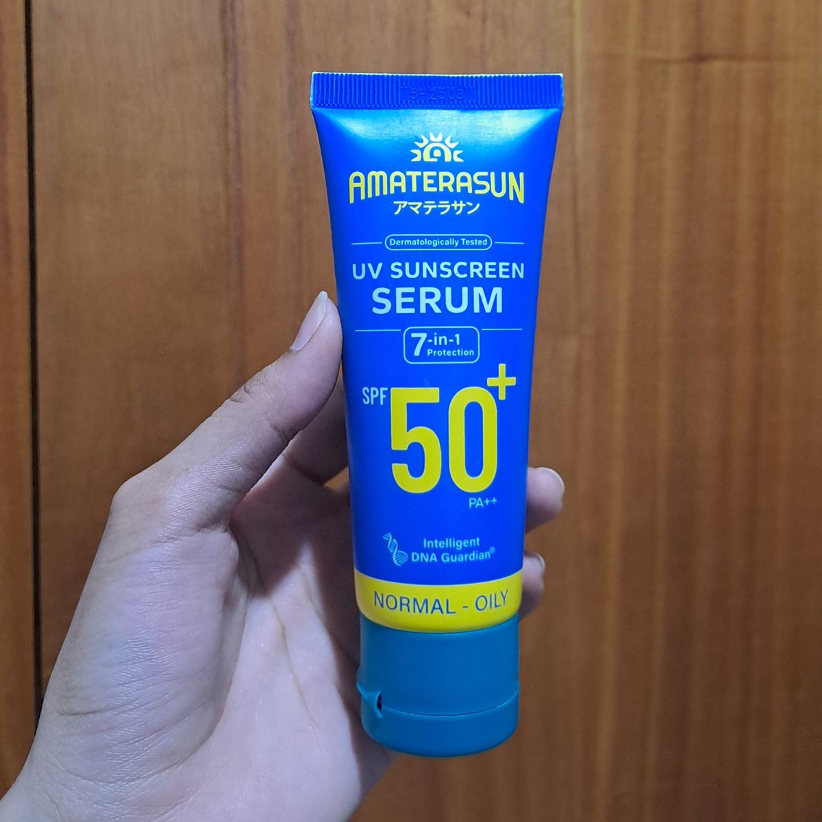 graceSifra's tweet photo. 2. Sunscreen Amaterasun
https://t.co/I0NVV0hEHo
My best ever sunscreen!!! Matte finished. No becek dan siap menerjang hari hari tanpa base complexion product (meap). Aku YES banget yhh. Ketahanan 8-9 jam di muka gweh. So I super APPROVE https://t.co/8WA5iN72jy