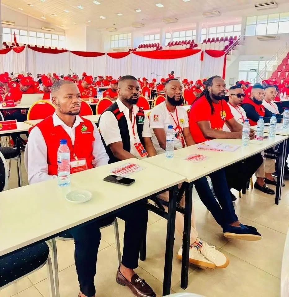 Out of context Moz 🇲🇿 tweet media