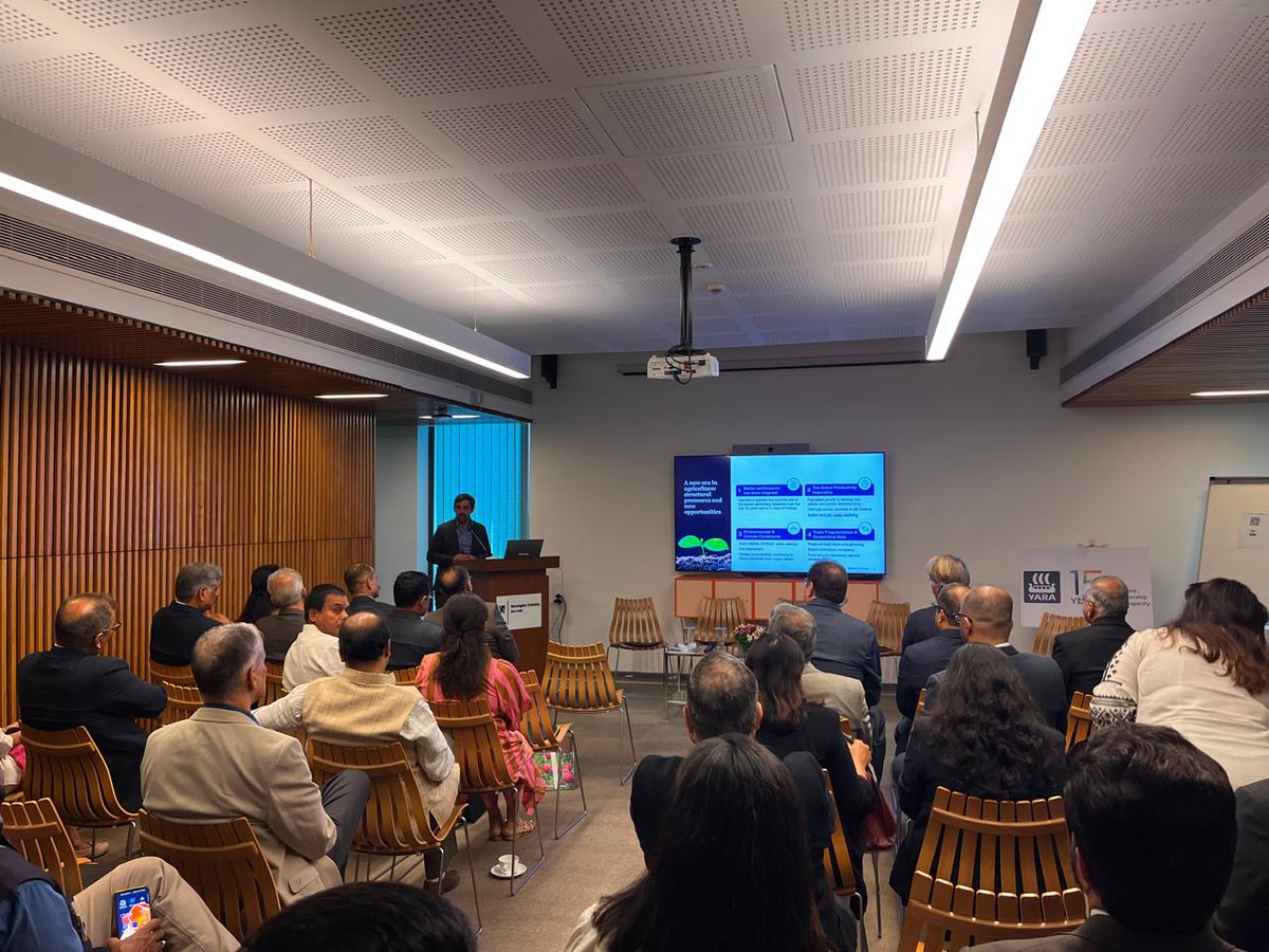 norwayinindia's tweet photo. Congratulations! 15 years of @yara in India. The Embassy was happy to host the event together with @InnovasjonNorge. Chargé d’Affaires @Arvinn Gadgil delivered a keynote and we heard an interesting panel on the future of #sustainablefarming. @Yara_Asia_India https://t.co/QlmOx1wgfH