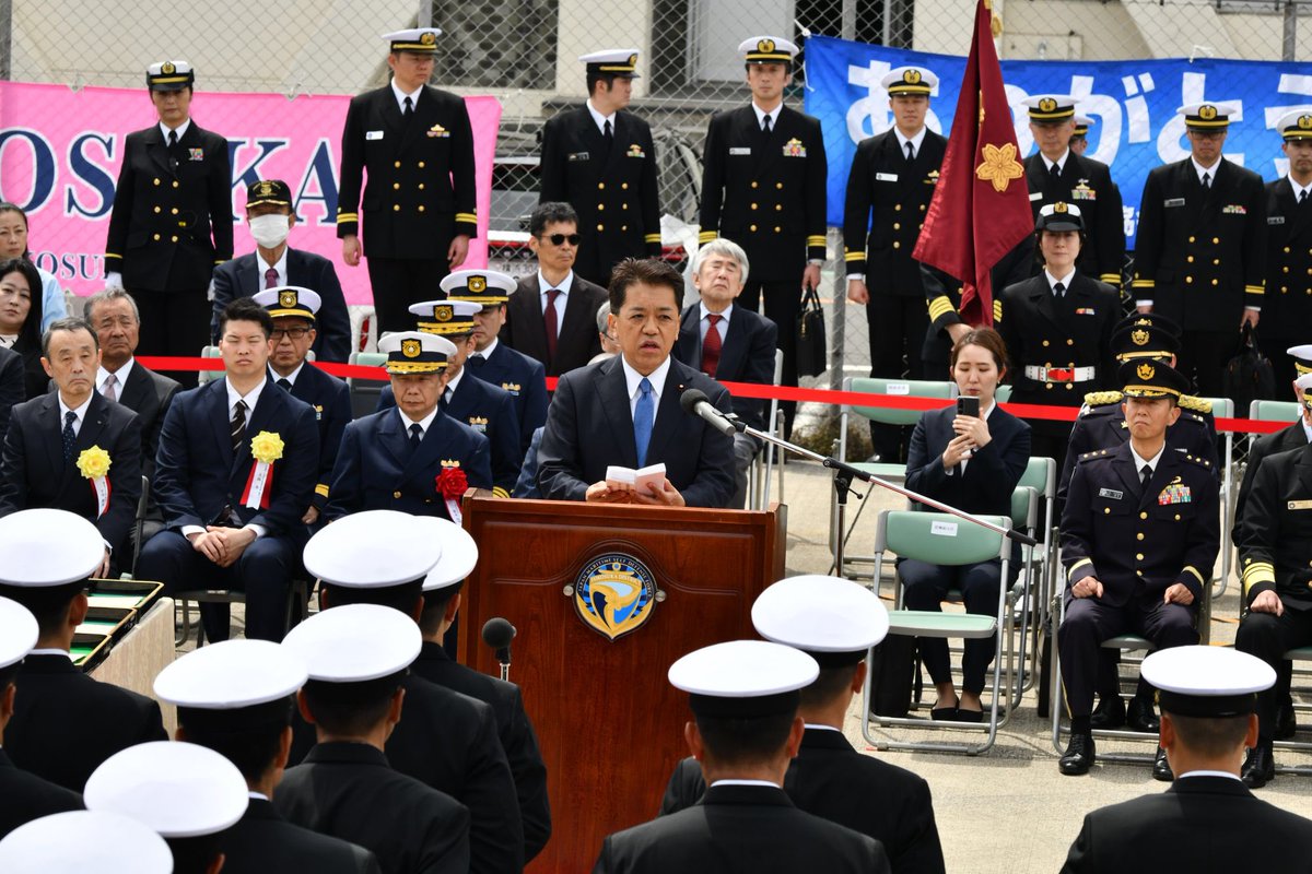 4月5日、宮﨑防衛副大臣は、海自横須賀地区を訪れ、海賊対処行動のため