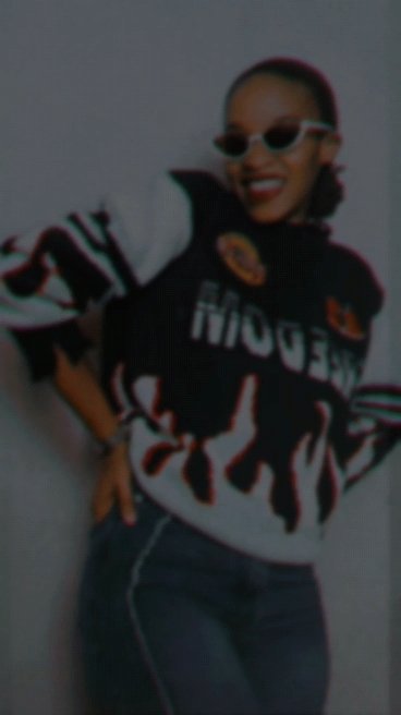 Lira_mbhele's tweet photo. In the blur, find the beauty! 💕
#PerfectlyImperfect #OutOfFocus #BlurLife https://t.co/BZSvH4NPvB