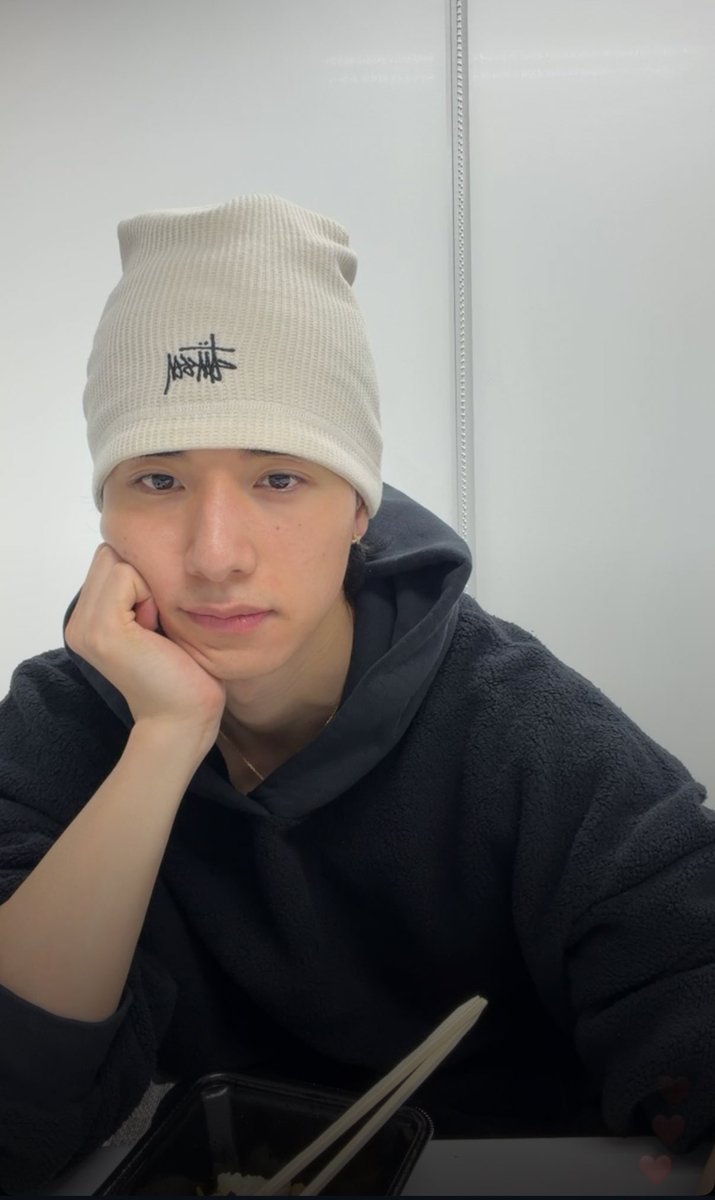 コメント読んでくれてありがとけーにゃでした〜🦒.*˚♡