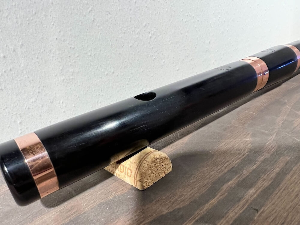 中古楽器] Gilles Lehart 6キー付き 木製アイリッシュ・フルートが入荷