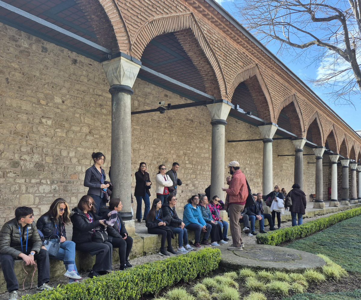 Hüseyin Avni Sözen Anadolu Lisesi tweet media