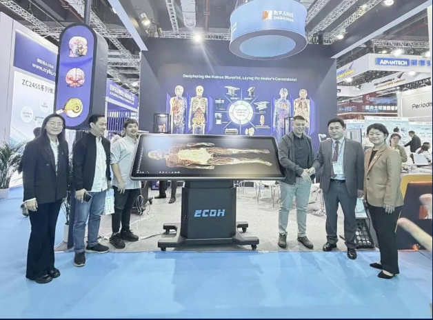 allanqilunshan's tweet image. More than 300 visitors and held in-depth negotiations with distributors from Uzbekistan, Kazakhstan, Indonesia, Egypt and other countries, reaching preliminary cooperation intentions.##MedicalSimulation #HealthcareInnovation #ClinicalTraining #AnatomyEducation #Simulation