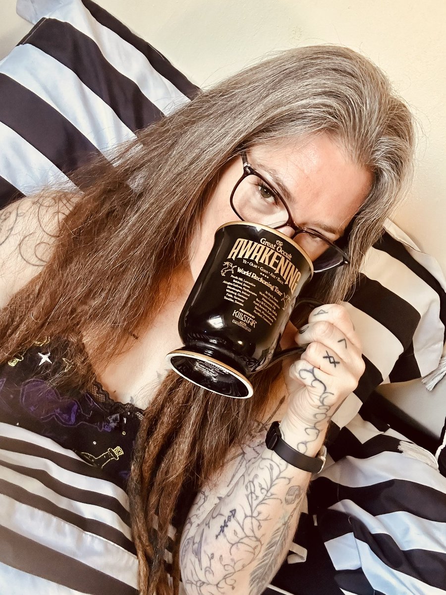 🦇🕸🩸NicLovesMetal △🔥⭑ ♈︎🖤☽☾ tweet media