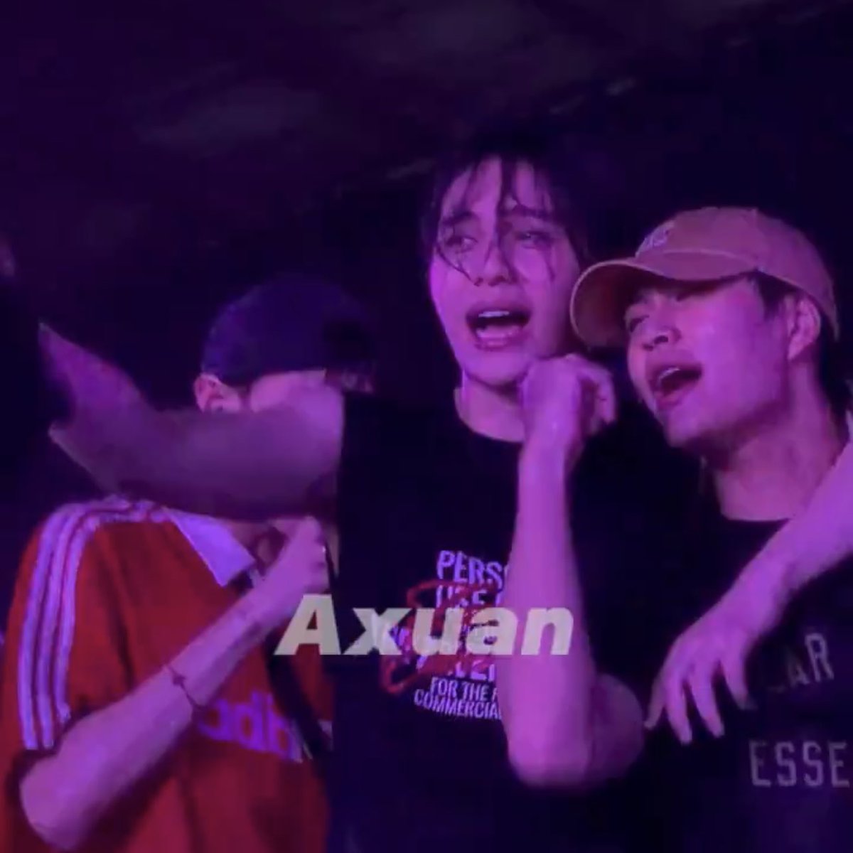 jane 🍓 tweet media