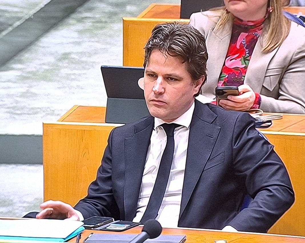 McIntosh . ☮️🎗️🇳🇱➡️ tweet media