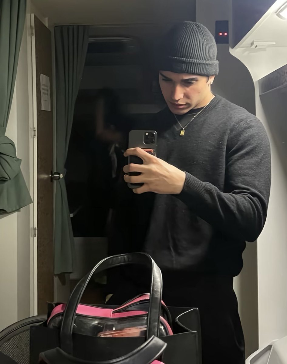 ⠀⠀⠀⠀ ⠀        

⠀⠀ Hoy nos queremos ⠀ ⠀        

⠀⠀