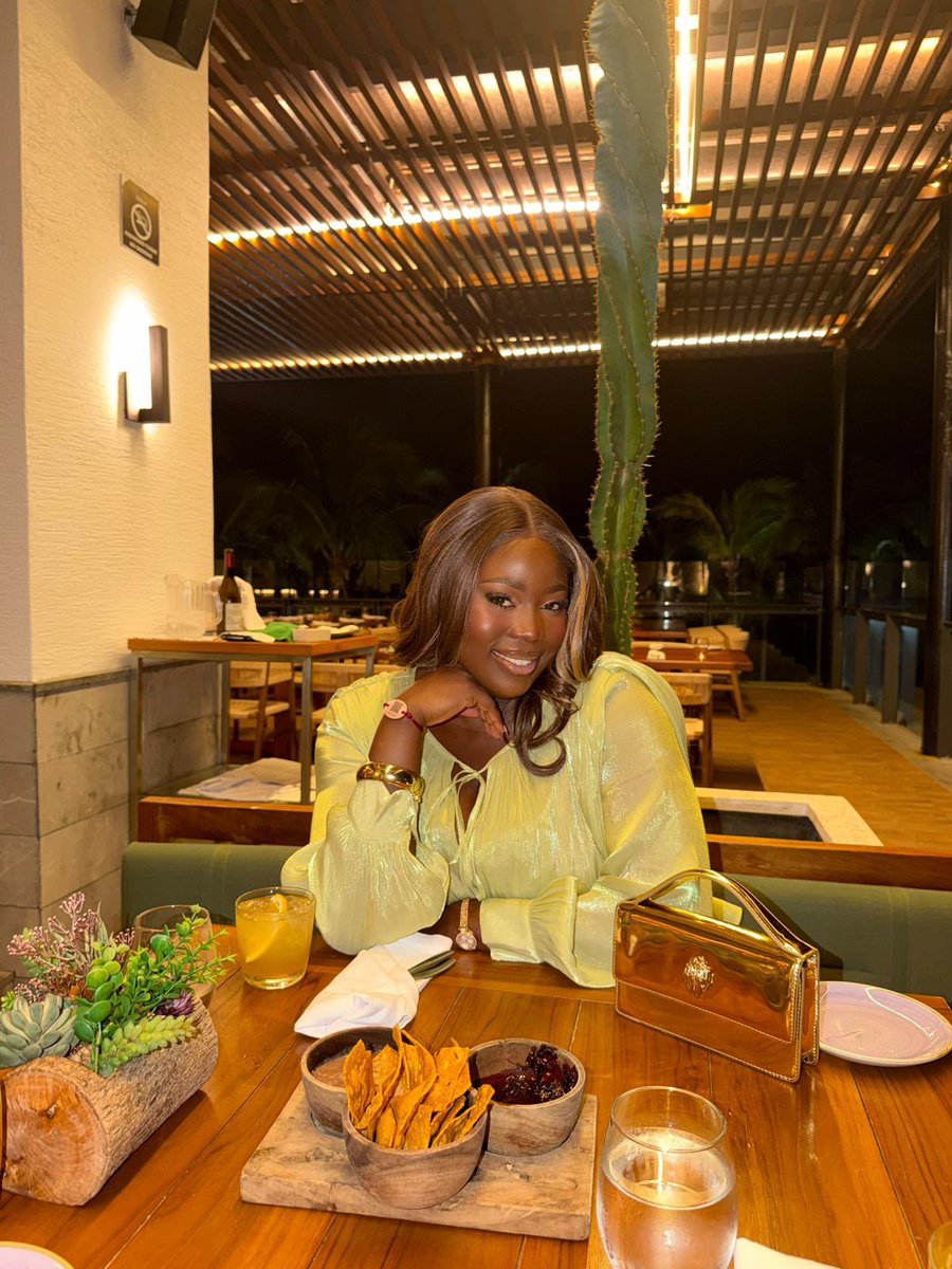 MaryMary tweet media