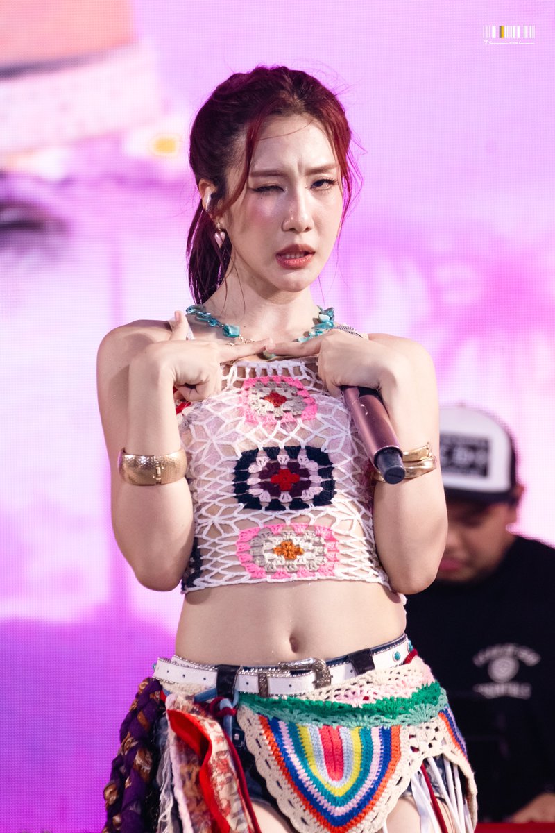 yearsowl's tweet image. ส้มจี๊ดดดดดดดด

:) #Jorin4EVE #4EVExICONSIAM