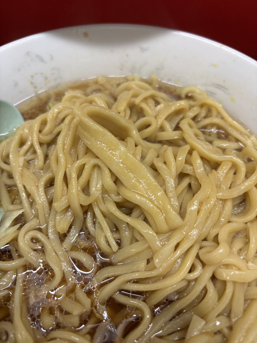 じろり tweet media