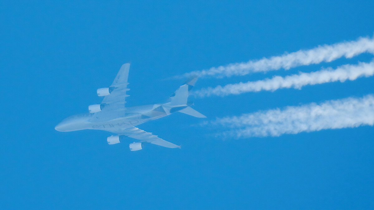EHSBspotter's tweet photo. Very rare spot for me. In six years of planespotting, this is only my second ever Etihad A380!
Etihad Airways Airbus A380-861 A6-APG #ETD7MF #EY21 Abu Dhabi - Toronto
H/t @DLNetherlands for the heads up!
#NLspot https://t.co/M2uXQH8TYp
